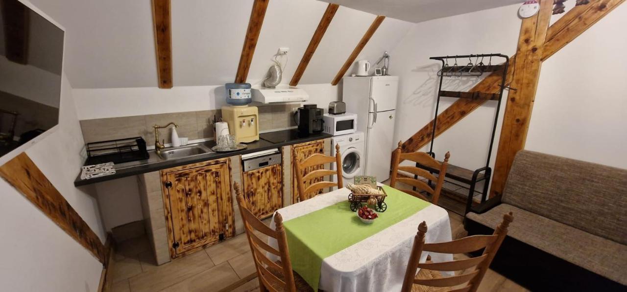 Casa Moldo Διαμέρισμα Σιγκισοάρα Εξωτερικό φωτογραφία